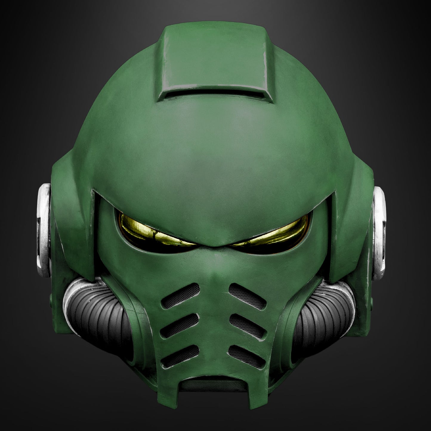 Warhammer 40K: Salamanders Helmet - Prop or Cosplay