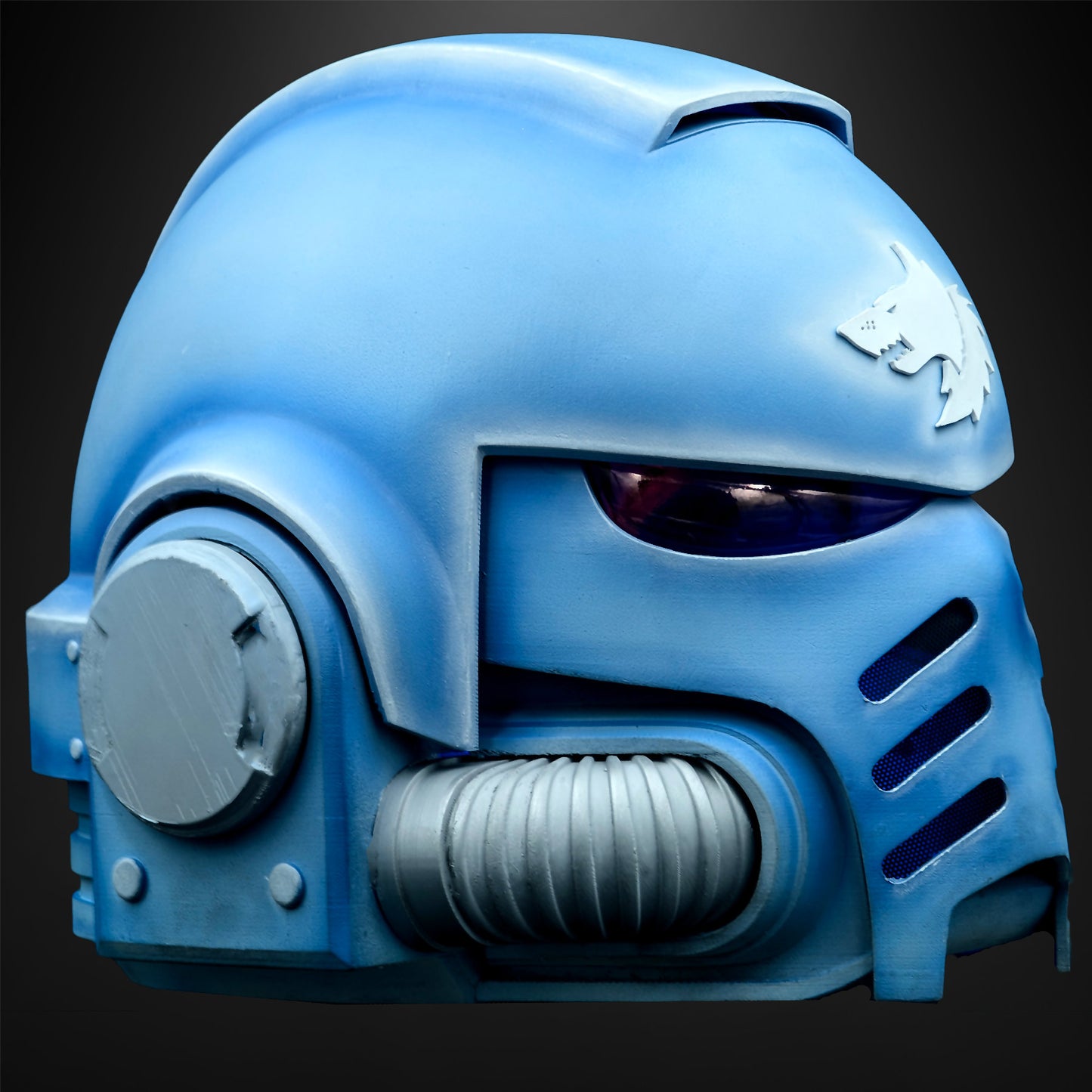 Warhammer 40K: Space Wolves Helmet - Prop or Cosplay